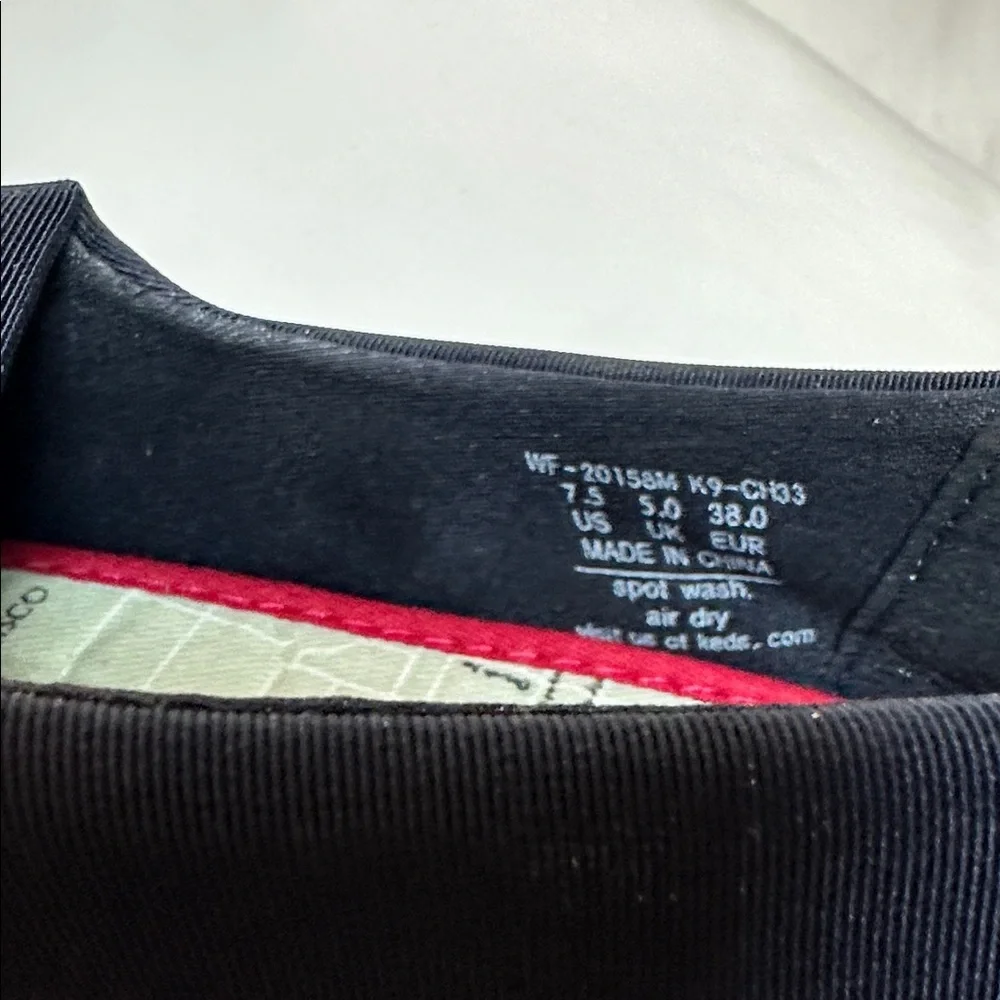 Easy Spirit Black Slip-On Shoes with Cream Soles